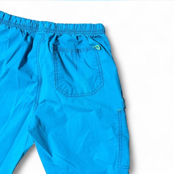 Spread Good Cheer! Teal/Blue Scrub bottoms size small - Picture 4 of 5